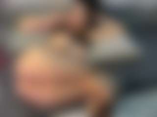 Naila's Live Sex Cam Show