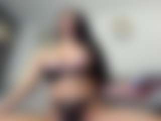 Naila's Live Sex Cam Show
