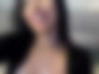 Naila's Live Sex Cam Show
