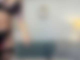 Naila's Live Sex Cam Show