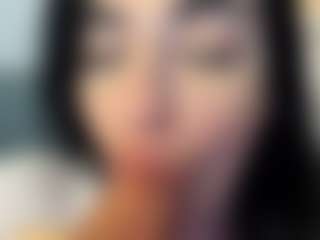 Naila's Live Sex Cam Show