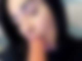 Naila's Live Sex Cam Show