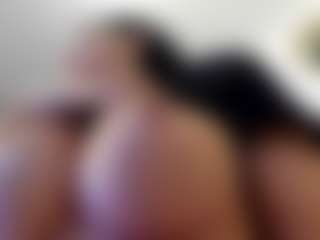 Live cam show with Naila - Big Ass on Camsoda