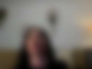 Naila's Live Sex Cam Show