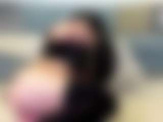 Naila's Live Sex Cam Show
