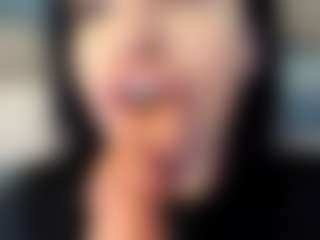 Naila's Live Sex Cam Show