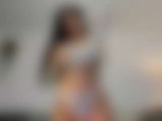 Naila's Live Sex Cam Show
