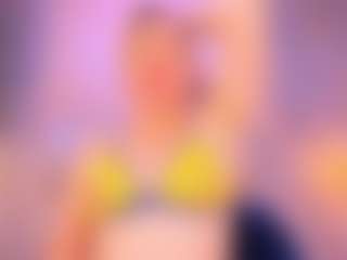 Live cam show with samanthahorny69 - Blonde Hair on CamwithHer