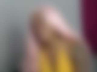Live cam show with taylorlady - Brown Eyes Brown Hair on hrnylive.com