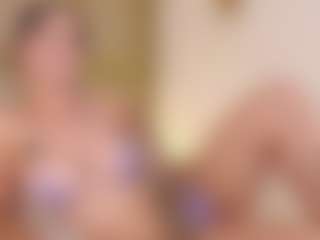 Live cam show with Bella-Jagger - Athletic on xxxlivecams.org