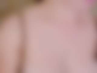 Live cam show with Bella-Jagger - 420 on Camsoda