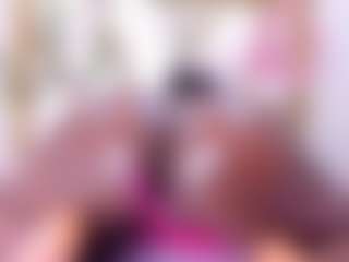 Live cam show with BritneyVega - Petite on sexylivex.com