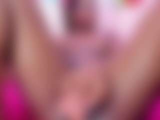 Live cam show with BritneyVega - Amateur on Dare Cams
