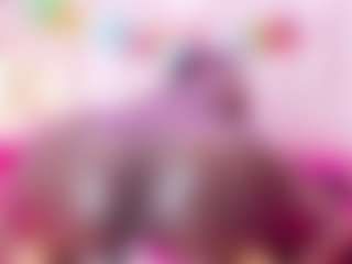Live cam show with BritneyVega - Natural on Dare Cams