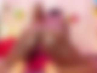 Live cam show with BritneyVega - Public on Instabang