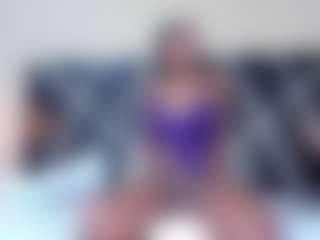 Live cam show with BritneyVega - Fingers on Dare Cams