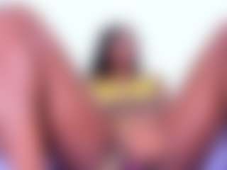 Live cam show with BritneyVega - Small Tits on Camsoda