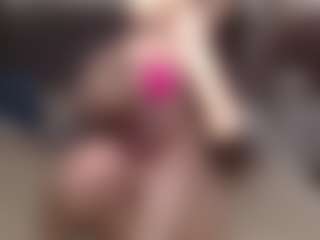 Live cam show with MeloeLili - Thin on Mixed Magazine Live