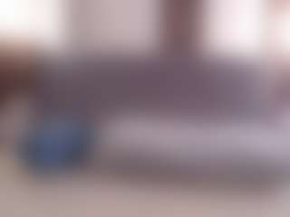 Live cam show with MeloeLili - Green Eyes on Camsoda