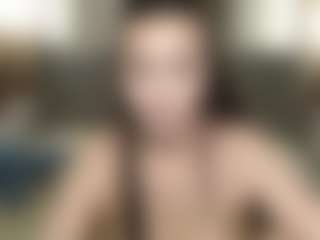 Live cam show with MeloeLili - Green Eyes on madthumbs