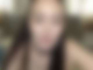 Live cam show with MeloeLili - Green Eyes on Camsoda