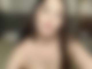 Live cam show with MeloeLili - Teen (18+) on Camsoda