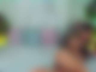 miley-777's Live Sex Cam Show