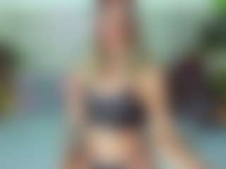 miley-777's Live Sex Cam Show