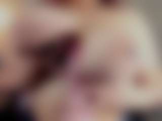 Live cam show with moniquehicks - Hispanic on Camsoda
