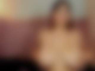 Live cam show with moniquehicks - Public on Camming Site