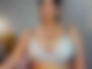 Live cam show with moniquehicks - Oil on Milf Play