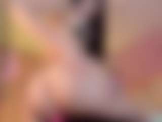 MissCarolinne666's Live Sex Cam Show