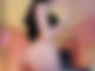 Miss Carolinne 666's Live Sex Cam Show