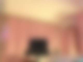 Miss Carolinne 666's Live Sex Cam Show