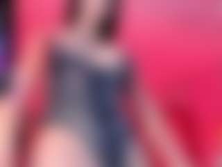 Miss Carolinne 666's Live Sex Cam Show