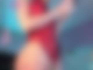 Miss Carolinne 666's Live Sex Cam Show