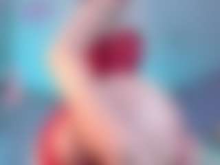 Miss Carolinne 666's Live Sex Cam Show