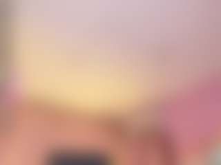 Miss Carolinne 666's Live Sex Cam Show