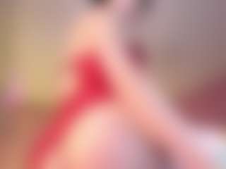 Miss Carolinne 666's Live Sex Cam Show