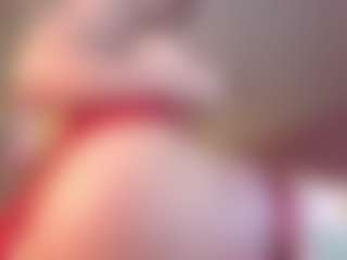 Miss Carolinne 666's Live Sex Cam Show