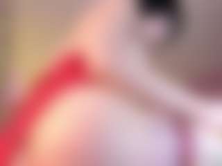 Miss Carolinne 666's Live Sex Cam Show