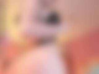 Miss Carolinne 666's Live Sex Cam Show