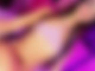 Miss Carolinne 666's Live Sex Cam Show