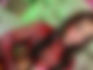 Live cam show with Camila Vasquezz - Average on Chatstar