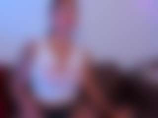Emmatorrees's Live Sex Cam Show