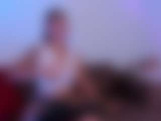 Emmatorrees's Live Sex Cam Show