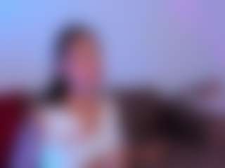 Emmatorrees's Live Sex Cam Show