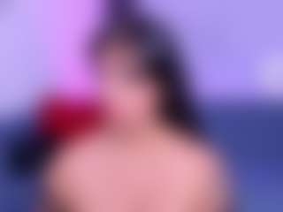 Live cam show with Emmatorrees - Fuck Machine on Camsoda