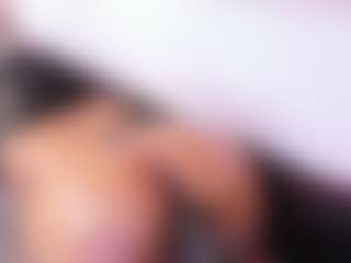 Live cam show with SusanCouper - Shaved Pussy on Free Soda