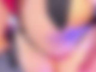 SusanCouper MILF webcam performer live streaming
